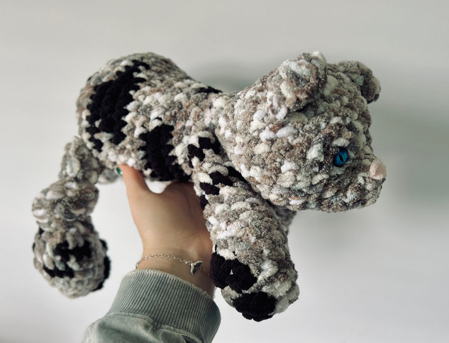 Karma Cat - Knotted Crochet Plushie