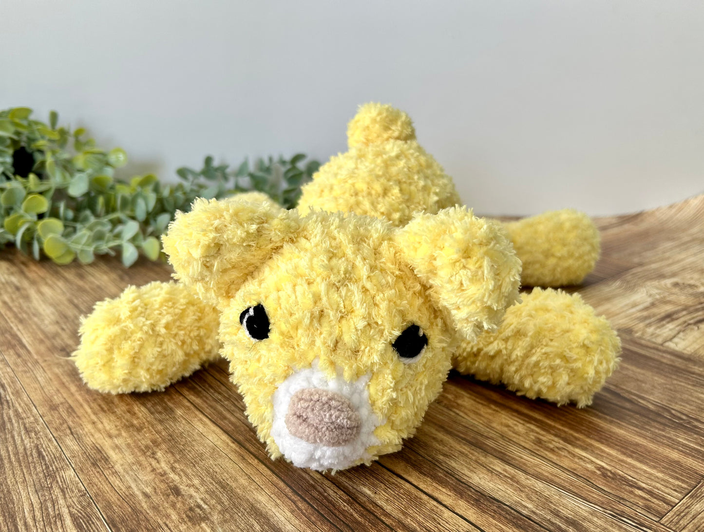 Fluffy Beam Bear - Knotted Crochet Plushie
