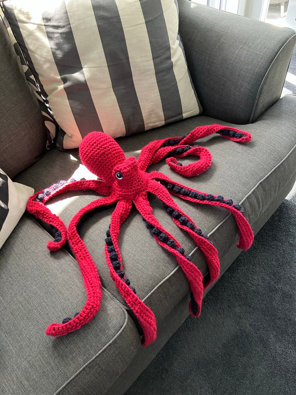 Small Anchor the Octopus - Crochet Plush - Acrylic Yarn