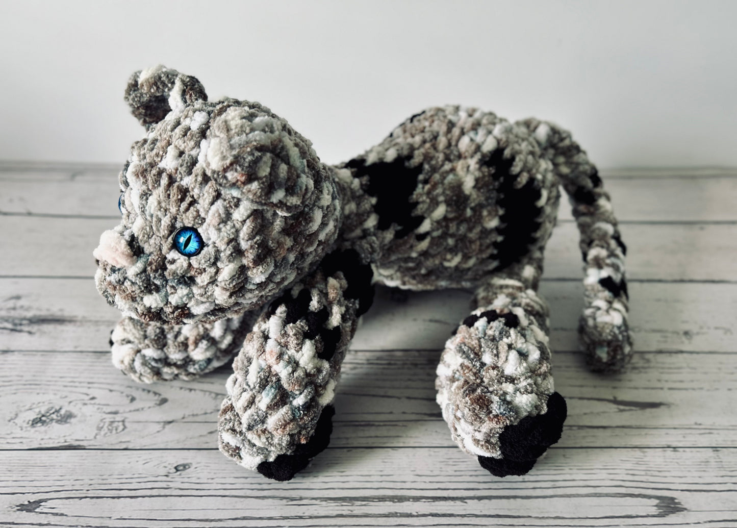 Karma Cat - Knotted Crochet Plushie
