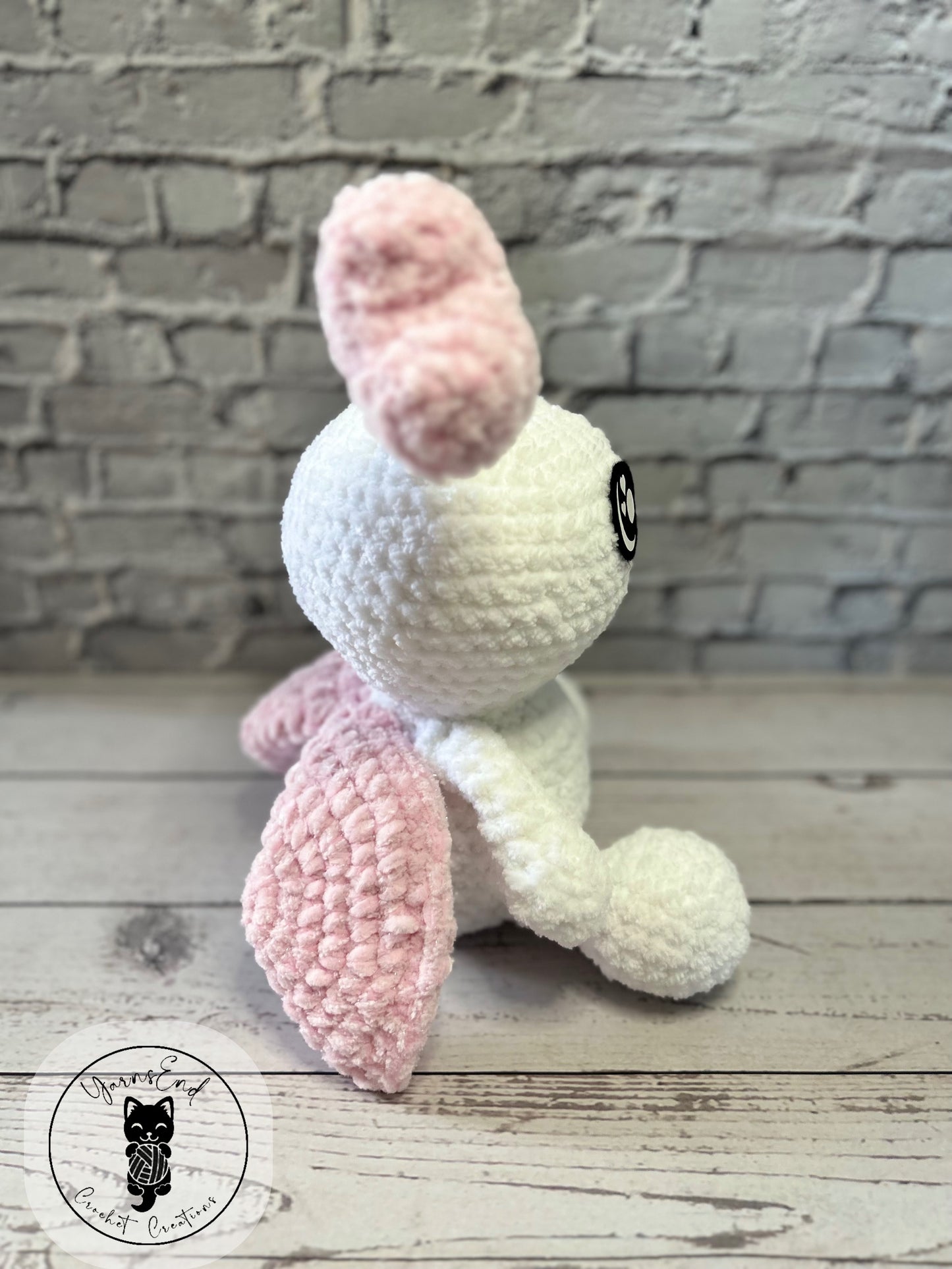 Love Bug (White) - Crochet Soft Toy / Plushie
